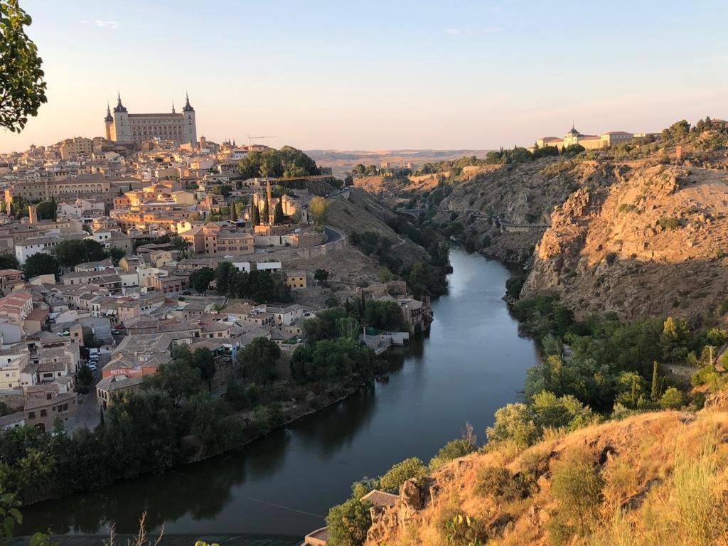 Toledo Ciudad De Las Tres Culturas , Un Lugar Para Disfrutar Todas Las Familias Con Sus Hijos " Desayuno Incluido" Villamiel de Toledo Екстериор снимка